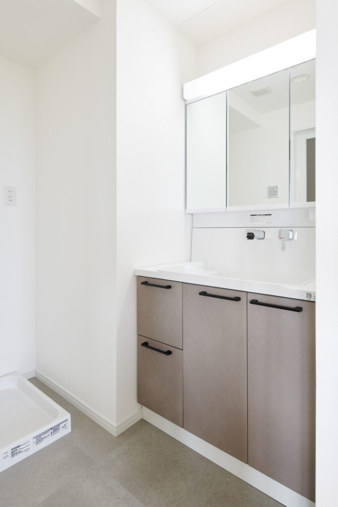 image_misato-house-7943_10