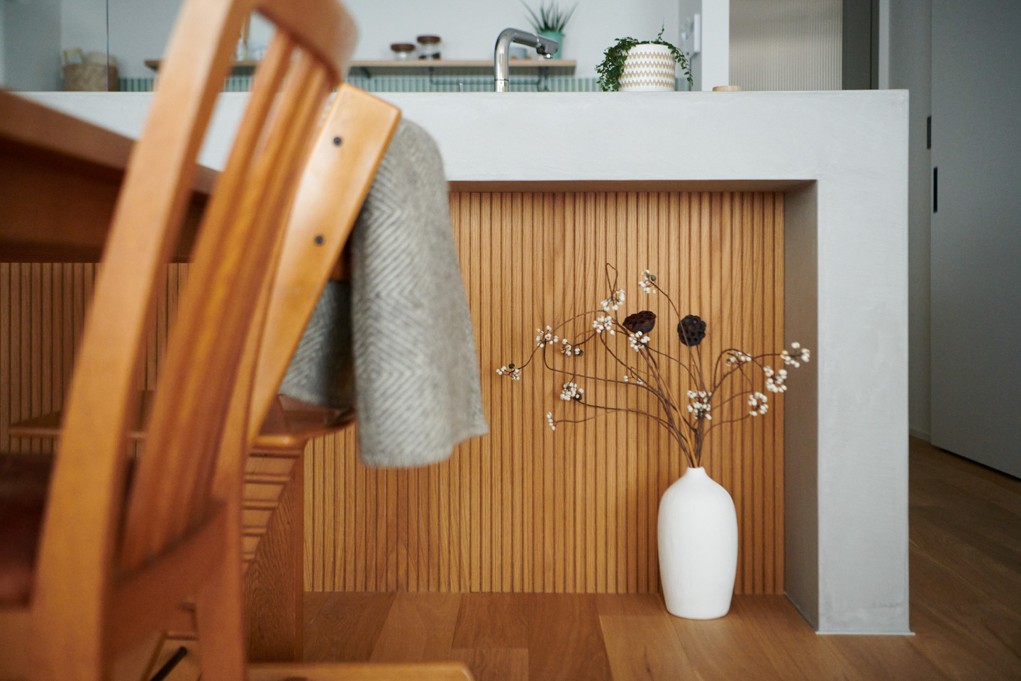 グリーンやドライフラワーが所々に置かれていて、お二人のセンスが光ります!